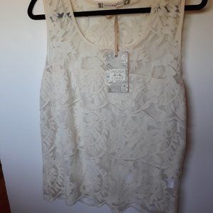 Chelsea & Violet Lace top